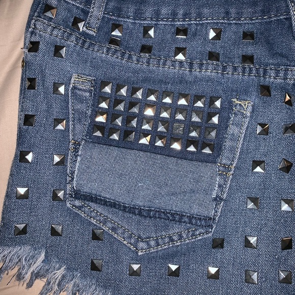 High waisted denim shorts - Picture 3 of 6